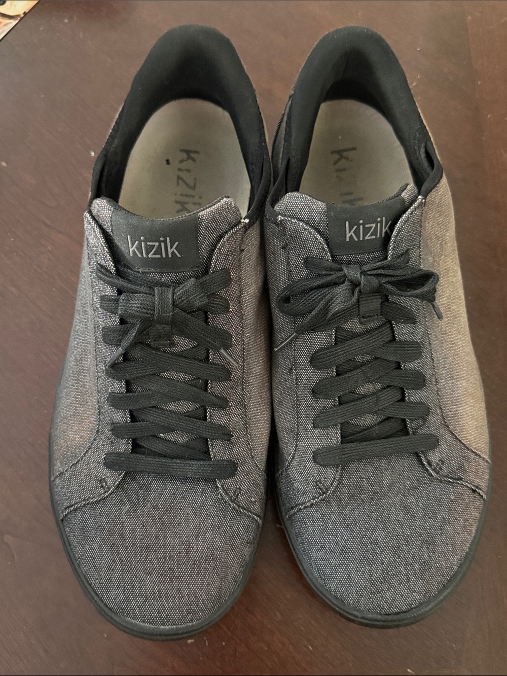 Men's Casual Gray Slip-On Sneakers, KIZIK Sz. 12, Women’s 13.5